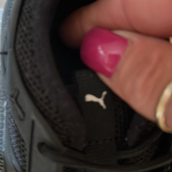 Puma toddler size 9 mesh slip on comfortable sneakers - Picture 3 of 4